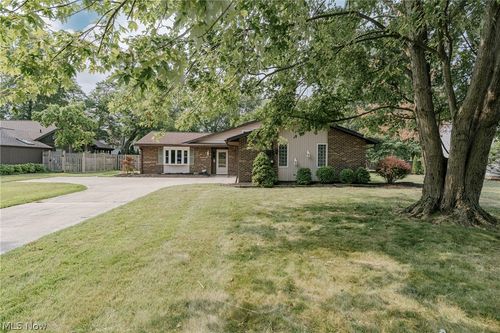 24875 Westwood Rd, Westlake, OH, 44145-4850 | Card Image