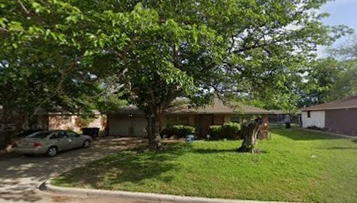 340 Natchez Trce, Fort Worth, TX, 76134-3818 | Card Image
