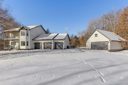 856 Polen Dr, Hudson, WI, 54016-7682 | Card Image