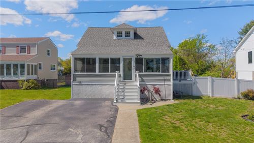 43 Samuel Gorton Ave, Warwick, RI, 02889-5227 | Card Image