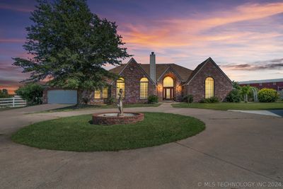 14011 S 177th West Avenue, House other with 4 bedrooms, 2 bathrooms and null parking in Kellyville OK | Image 3