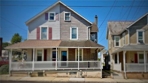 220 S 4th St, EMMAUS, PA, 18049-3806 | Card Image
