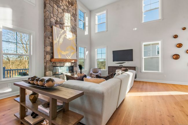 38 Summer Time Cir, House other with 3 bedrooms, 3 bathrooms and null parking in Pawcatuck CT | Image 9