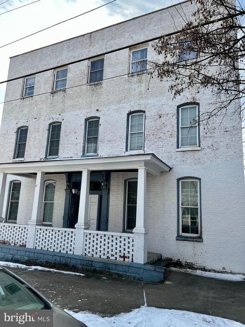 ste-2-301 W Martin St, MARTINSBURG, WV, 25401-2684 | Card Image