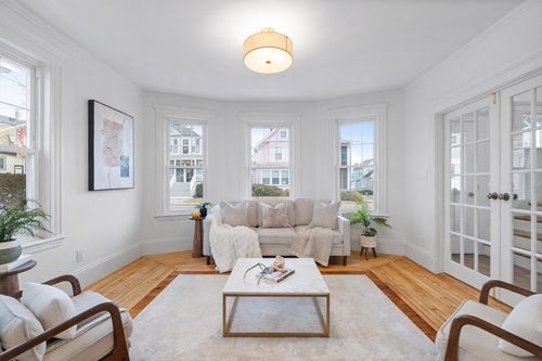 21 Fenton Ave, Lynn, MA, 01905-1508 | Card Image