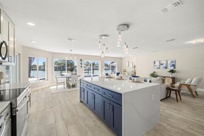 728 Pruitt Dr, House other with 3 bedrooms, 2 bathrooms and null parking in MADEIRA BEACH FL | Image 16