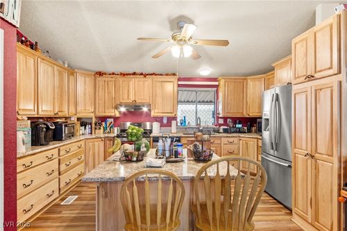 4954 Mar Vista Way, Las Vegas, NV, 89121-2903 | Card Image