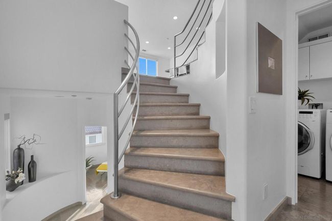3142 Harbor Ridge Ln, Condo with 3 bedrooms, 2 bathrooms and 3 parking in San Diego CA | Image 6