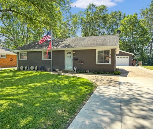 1112 Englewood Dr, Rantoul, IL, 61866-1641 | Card Image