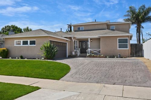 19536 Kittridge St, Reseda, CA, 91335-4910 | Card Image