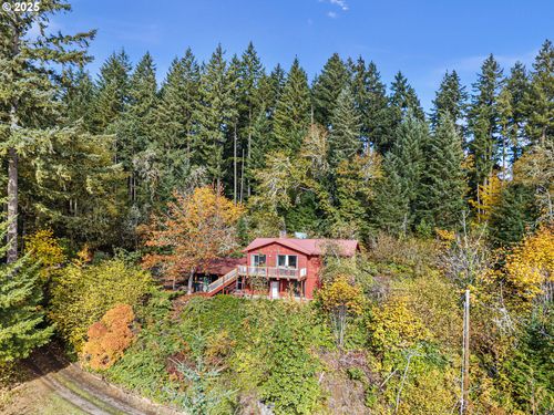 24763 Sturtevant Dr, Veneta, OR, 97487-9441 | Card Image