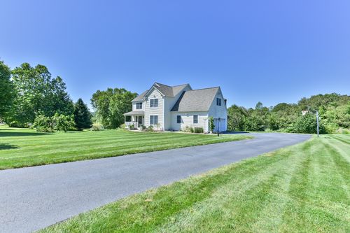 64 May Brk, Woodstock, CT, 06281-1819 | Card Image