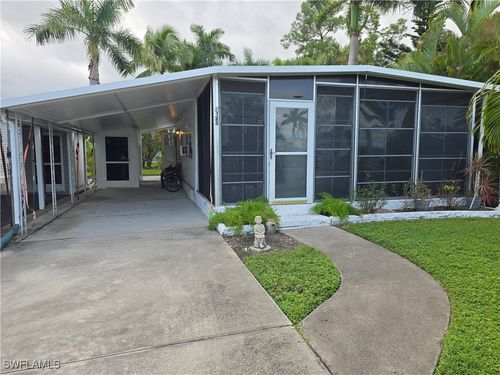 123 Enchanting Blvd, NAPLES, FL, 34112-6248 | Card Image