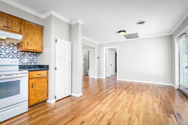 150 W Faust St, House other with 2 bedrooms, 3 bathrooms and null parking in New Braunfels TX | Image 31
