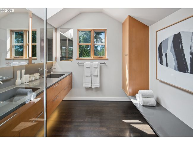 693 Terrace Dr, House other with 4 bedrooms, 4 bathrooms and 5 parking in Lake Oswego OR | Image 35