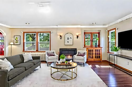 4340 Oakland Ave, Minneapolis, MN, 55407-3125 | Card Image