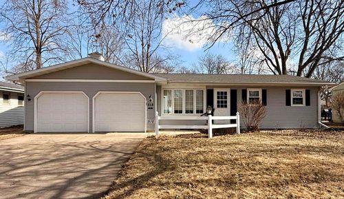 518 3rd Ave Se, Spencer, IA, 51301-5420 | Card Image