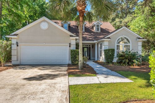 8 Island West Ct, Bluffton, SC, 29910-6139 | Card Image