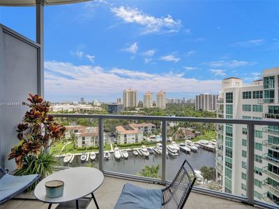 1024 - 3029 Ne 188th St, Condo with 1 bedrooms, 2 bathrooms and null parking in Aventura FL | Image 2