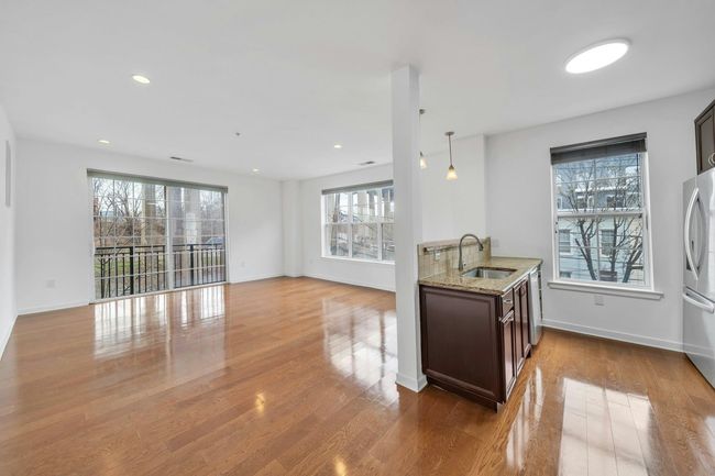 APT-212 - 443 2 Nd St, Condo with 2 bedrooms, 2 bathrooms and null parking in Jersey City NJ | Image 9