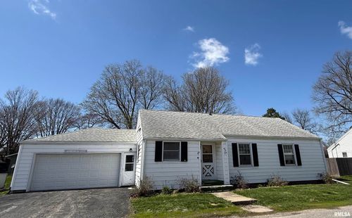 424 Lashmett Ct, Rushville, IL, 62681-1036 | Card Image