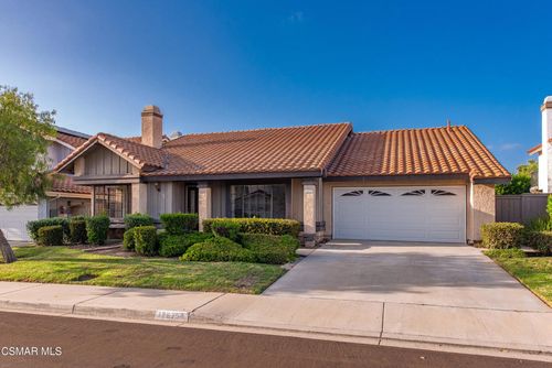 12675 Hillside Dr, Moorpark, CA, 93021-2730 | Card Image