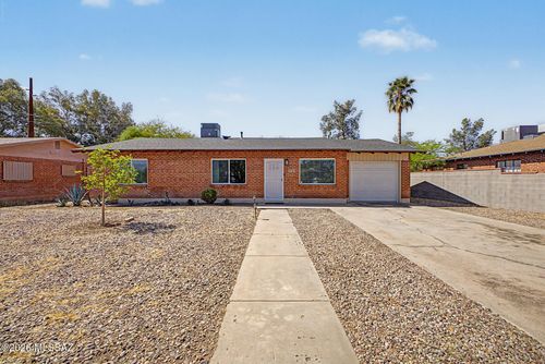 4838 E Helen Street, Tucson, AZ, 85712 | Card Image