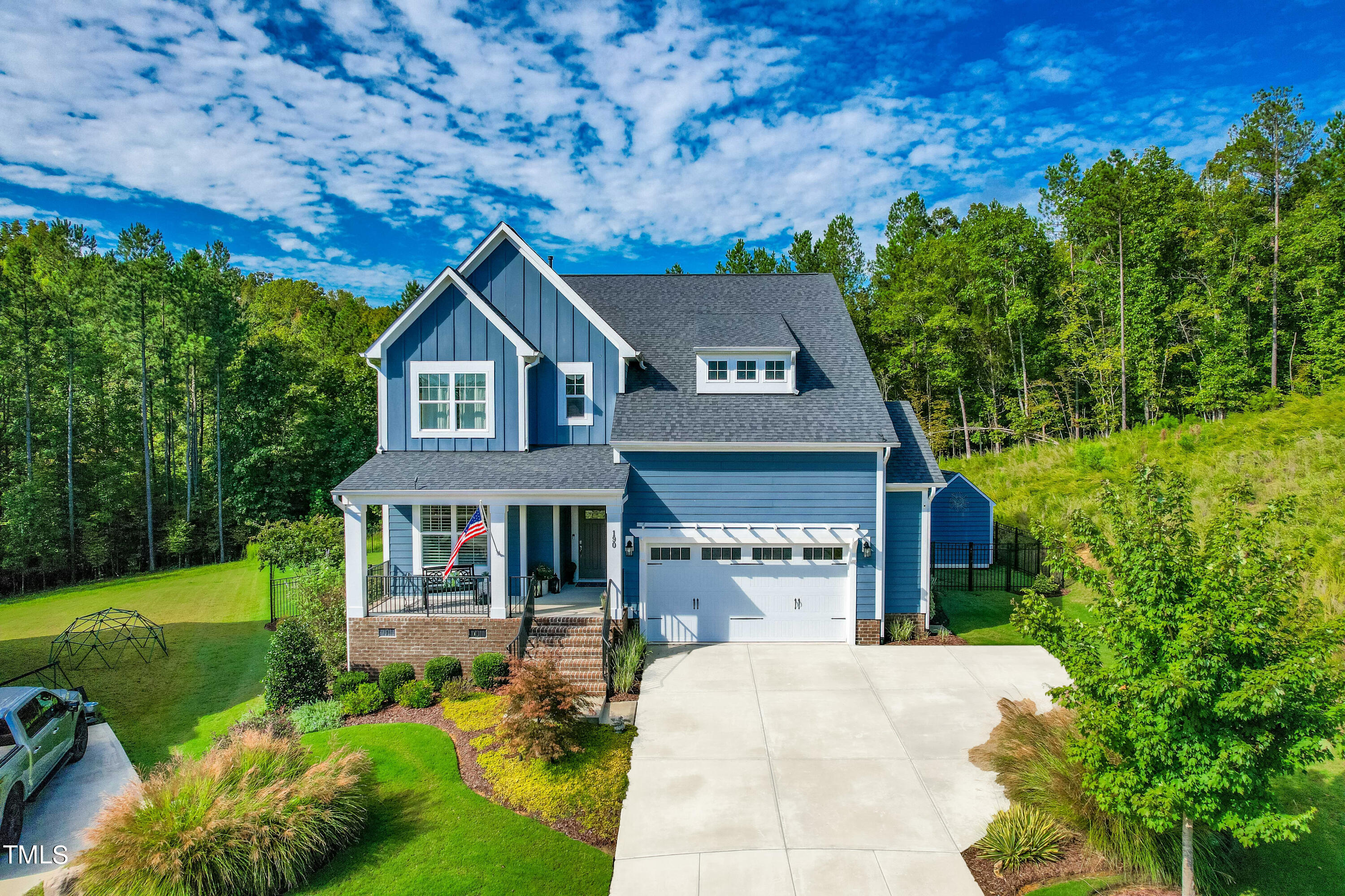 Hidden Bluff Dr, Chapel Hill, NC 27517
