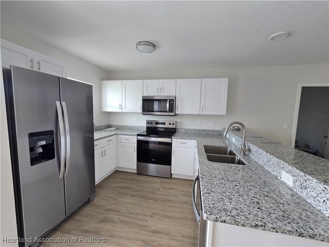 7019 San Bruno Dr, Home with 2 bedrooms, 2 bathrooms and null parking in Sebring FL | Image 10