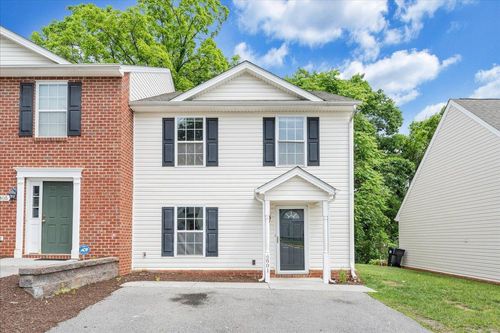 6701 Woodcreeper Dr, Roanoke, VA, 24019-3815 | Card Image