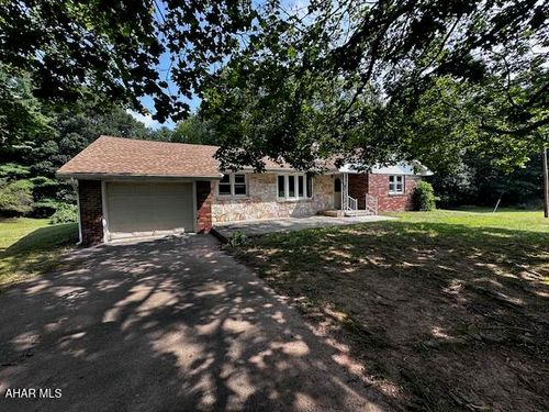 1217 Barton Rd, CRYSTAL SPRING, PA, 15536-8427 | Card Image