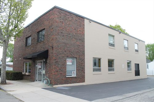 202-34 Gould St, Reading, MA, 01867-2966 | Card Image