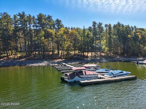 39-605 Waterview Ln, Greentown, PA, 18426 | Card Image