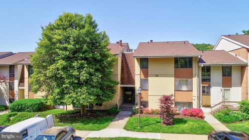 8f-8 Cross Keys Rd, BALTIMORE, MD, 21210-1716 | Card Image