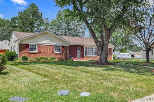 111 Richland Rd, Petersburg, VA, 23805-9103 | Card Image