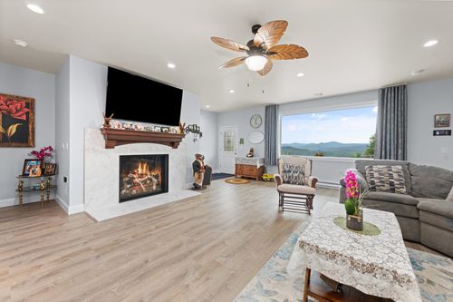 60 Deer Crossing Way, Errol, NH, 03579 | Card Image