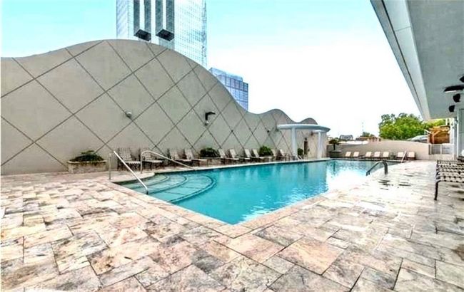 APT-1507 - 3338 Peachtree Rd Ne, Condo with 2 bedrooms, 2 bathrooms and 2 parking in Atlanta GA | Image 48