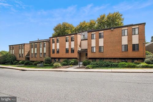 t-1-1811 Snow Meadow Ln, BALTIMORE, MD, 21209-5812 | Card Image