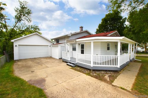 5825 Branch Rd, Flint, MI, 48506-1383 | Card Image