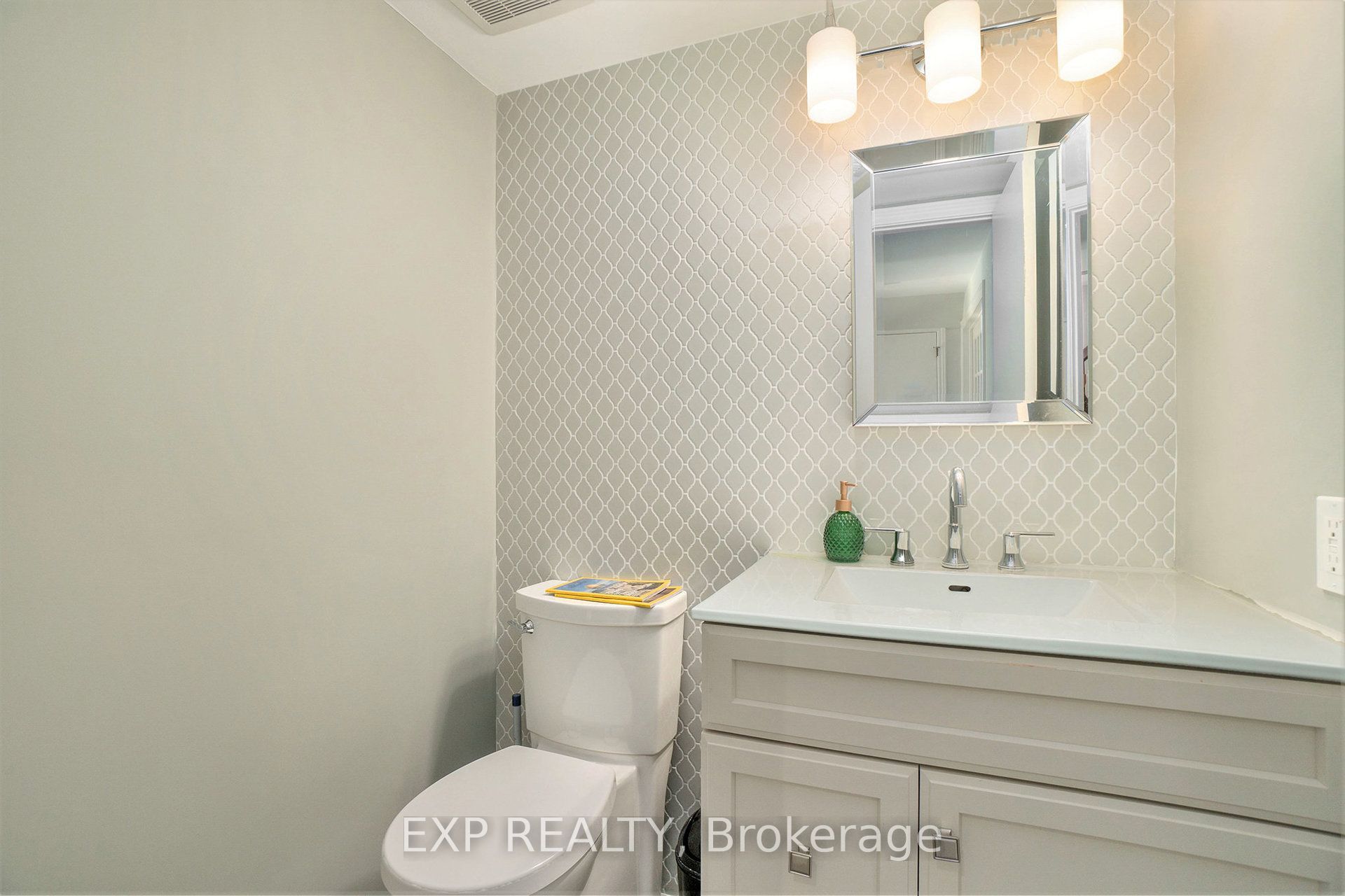 Residential Lease in Orleans - Convent Glen and Area 5