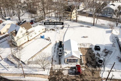 230 High St, Somersworth, NH, 03878-1809 | Card Image