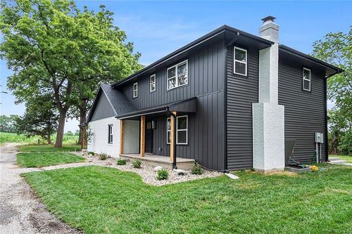 52 Se 208th St, Holt, MO, 64048-9737 | Card Image