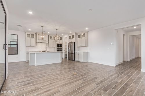 2451 W Los Arboles Pl, Chandler, AZ, 85224-2124 | Card Image