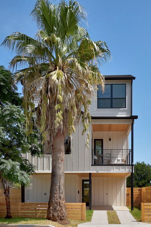 1-301 N Pleasant Valley Road, Austin, TX, 78702 | Card Image