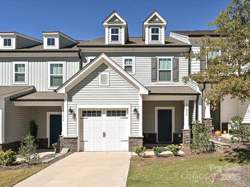 11026 Pagebrook Ln, Charlotte, NC, 28214-7175 | Card Image