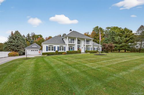 119 Continental Rd, Cornwall, NY, 12518-2119 | Card Image