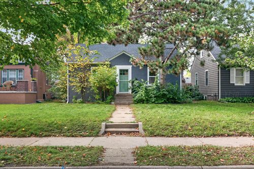 5504 41st Ave S, Minneapolis, MN, 55417-2216 | Card Image