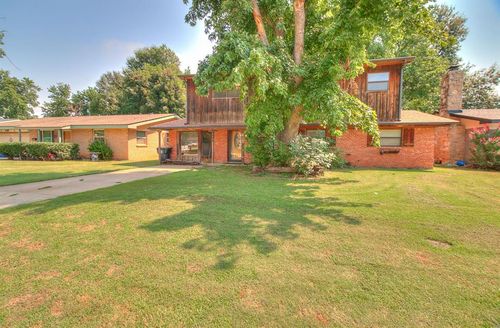 3808 N Markwell Ave, Bethany, OK, 73008-3045 | Card Image