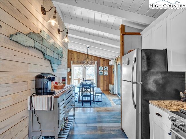 222 Grassy Gap Loop Rd, House other with 3 bedrooms, 3 bathrooms and null parking in Beech Mountain NC | Image 19
