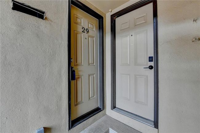 APT-29 - 346 Carpenter Dr, Condo with 2 bedrooms, 2 bathrooms and 1 parking in Sandy Springs GA | Image 4
